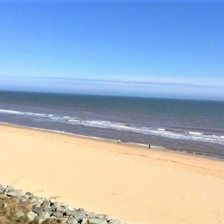 Fabulous 2 Bedroom Dog Friendly Chalet 5 Min Walk To Beach, Nr Gt Yarmouth & Norfolk Broads Scratby Exterior photo